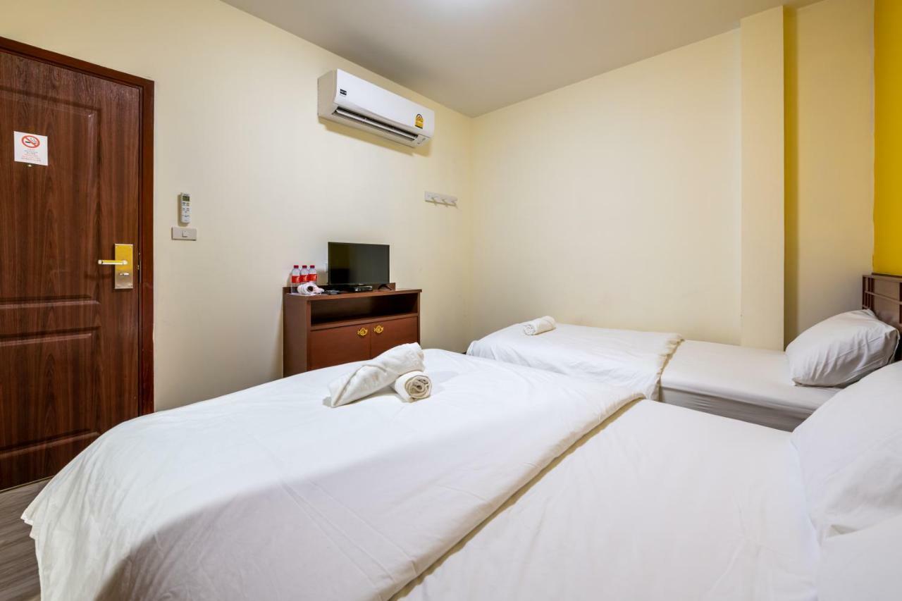 Scala Hostel Bangkok Exterior foto